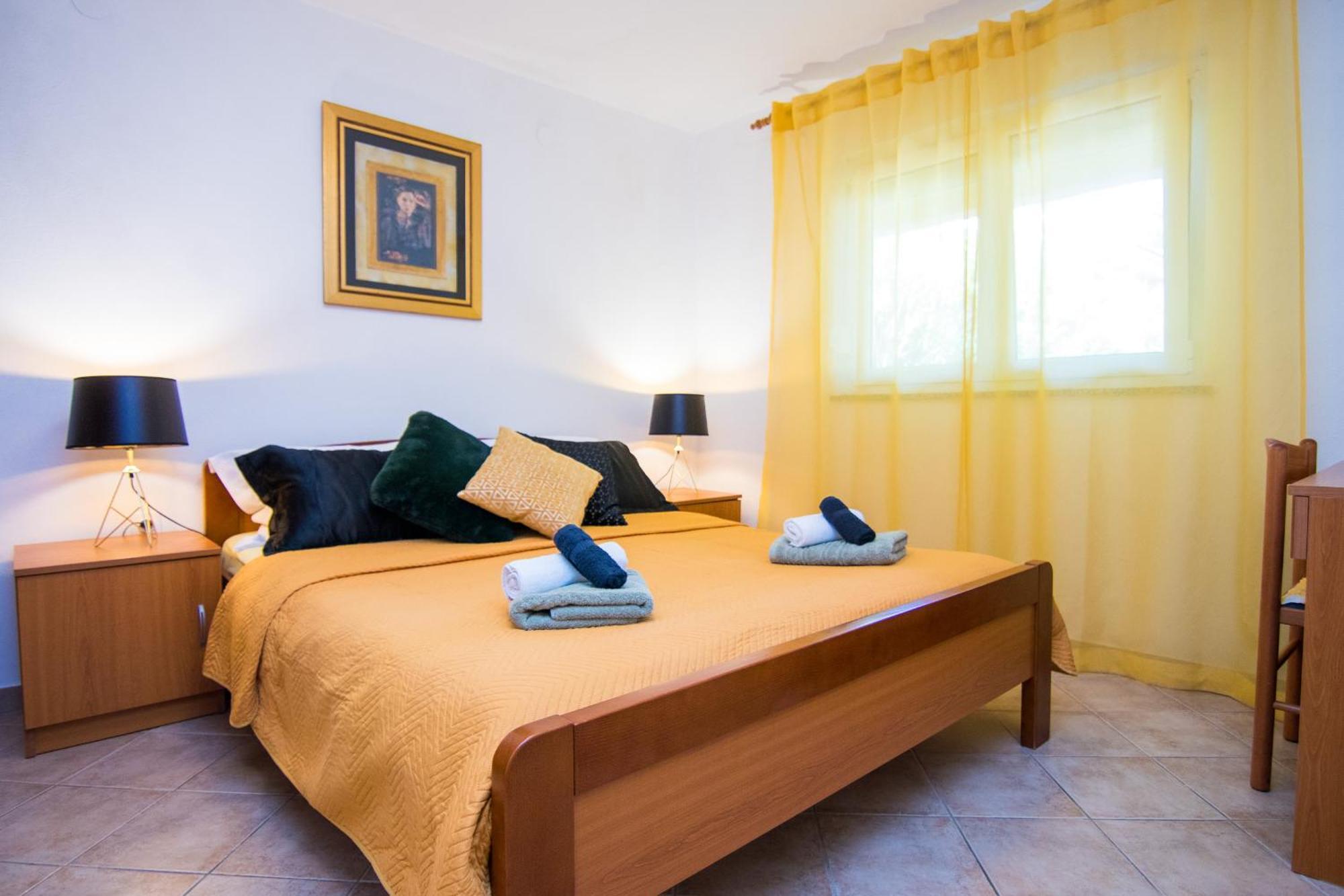 Apartments City Center Dekanic Крк Екстер'єр фото