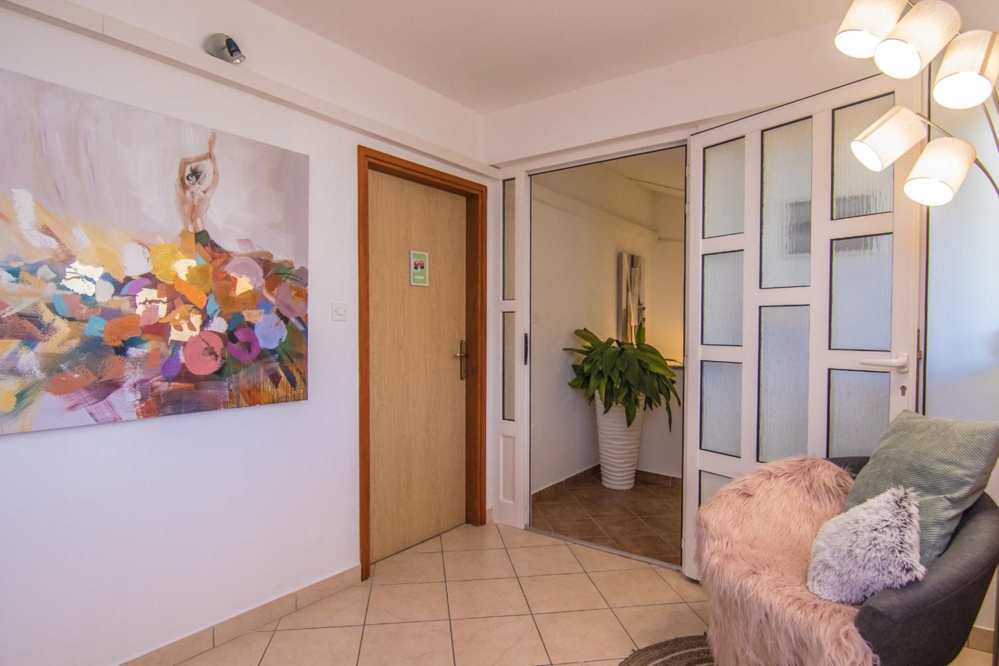 Apartments City Center Dekanic Крк Екстер'єр фото